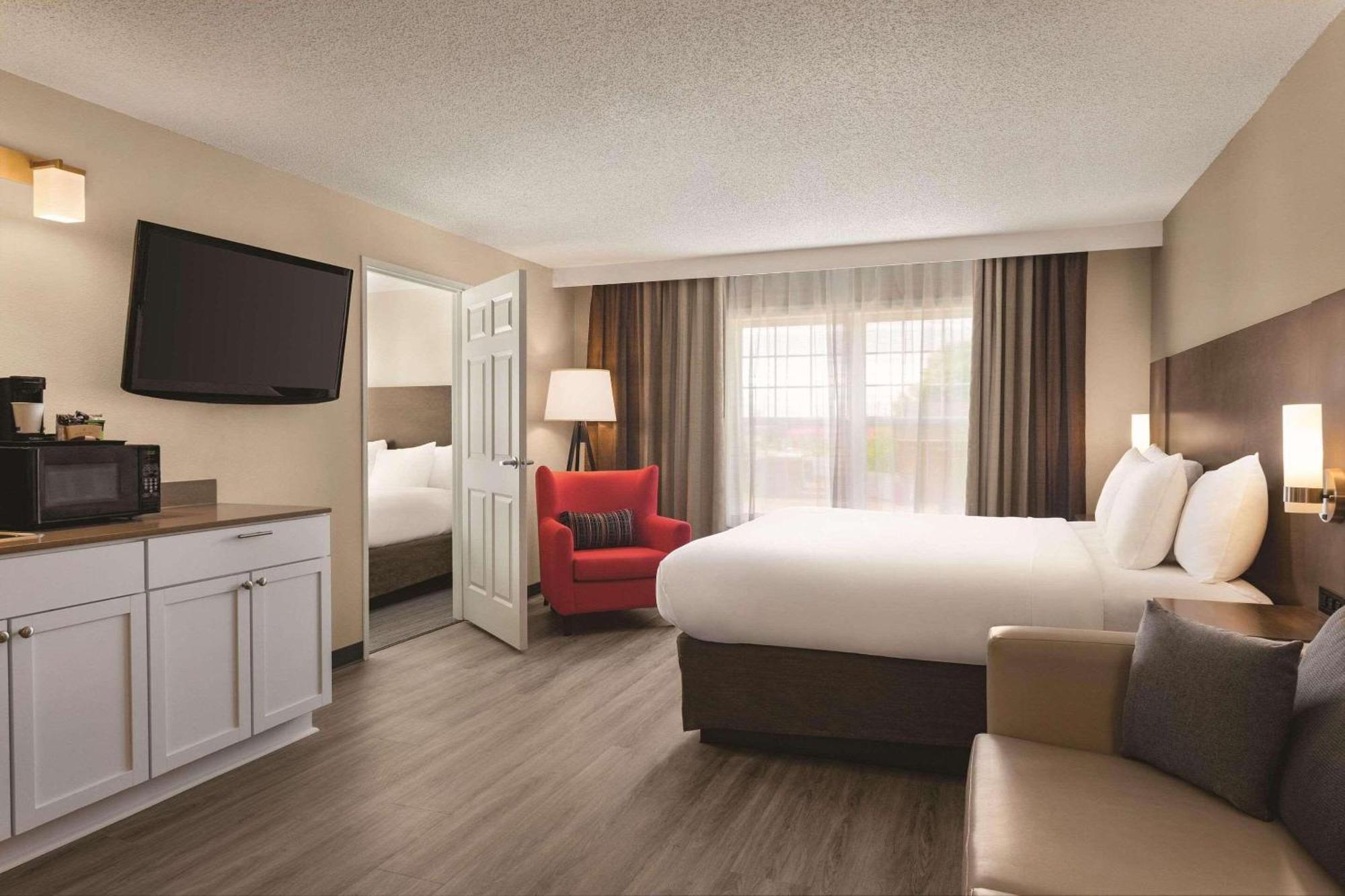 Country Inn & Suites By Radisson, Buffalo, Mn Eksteriør bilde